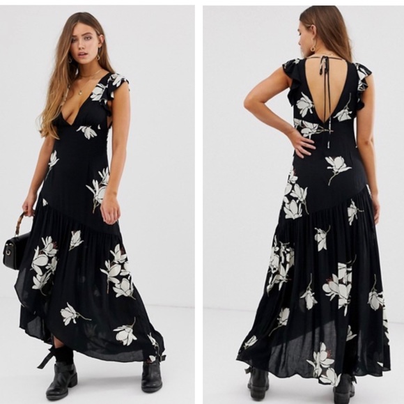Free People Dresses & Skirts - Free People She’s A Waterfall Floral Maxi Dress